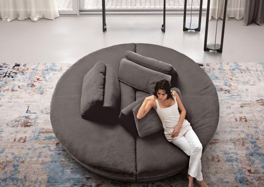 Диван от фабрики Dema модель FLY SOFA DEMA