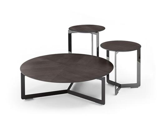 Журнальный столик от фабрики Dema модель MALIBU SIDE TABLE