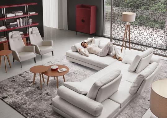 Стеллаж для книг от фабрики Dema модель HOTELLO BOOKSHELF