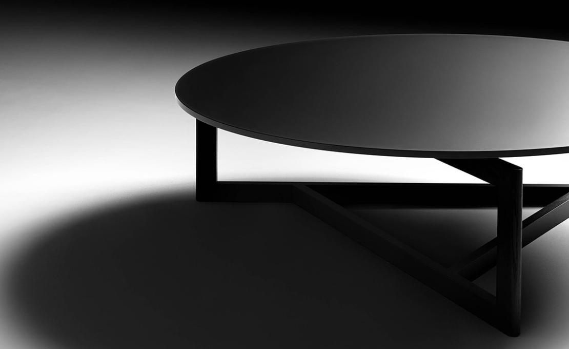 Журнальный столик от фабрики DePadova модель CC#-CONNECTICUTTABLE