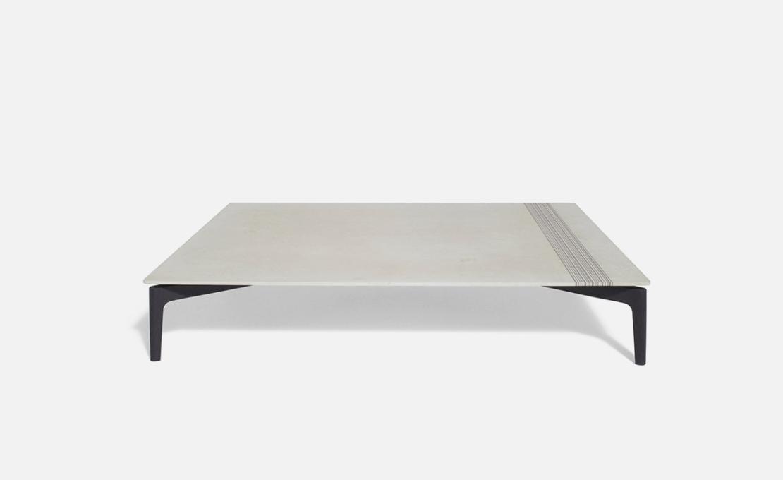 Журнальный столик от фабрики DePadova модель Everyday Life Low Table-EVL#1