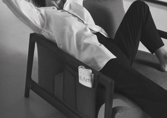 Кресло от фабрики DePadova модель Everyday-Arm-EV#PO