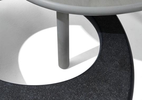 Журнальный столик от фабрики DePadova модель HOT#0-Honorè 