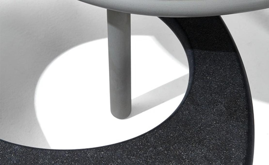 Журнальный столик от фабрики DePadova модель HOT#0-Honorè 