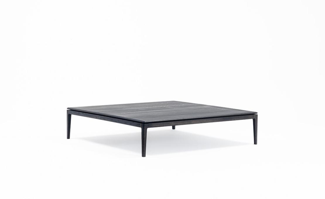 Журнальный столик от фабрики DePadova модель Moon  DePadova