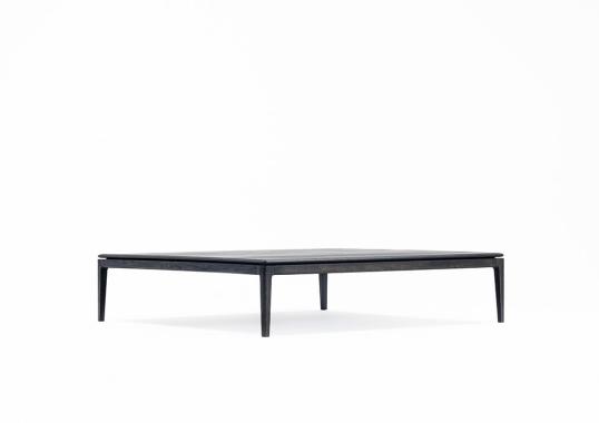 Журнальный столик от фабрики DePadova модель Moon  DePadova