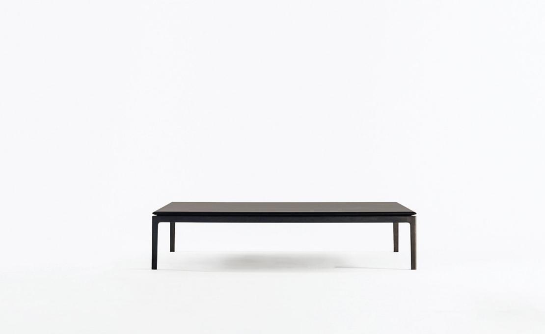 Журнальный столик от фабрики DePadova модель Moon  DePadova