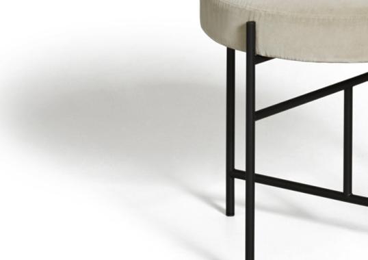 Пуф от фабрики DePadova модель Sen Pouf-SENP