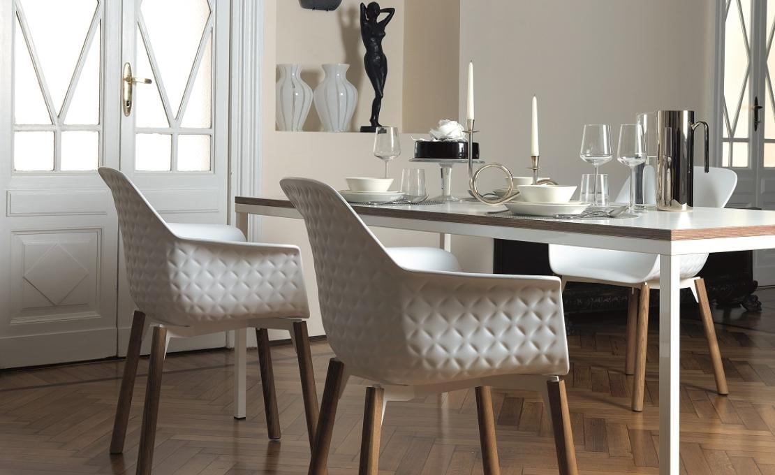 Стол от фабрики DePadova модель Quadrato Table-TQU#R1