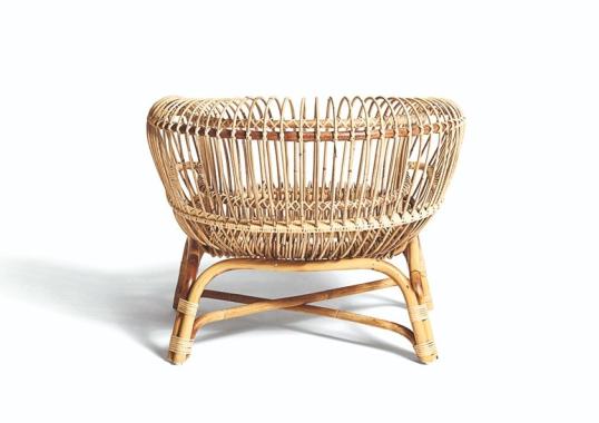 Кресло от фабрики DePadova модель SILVIA-ARM