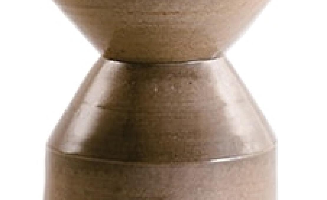 Журнальный столик от фабрики DePadova модель Stoneware Sculpture Side Table