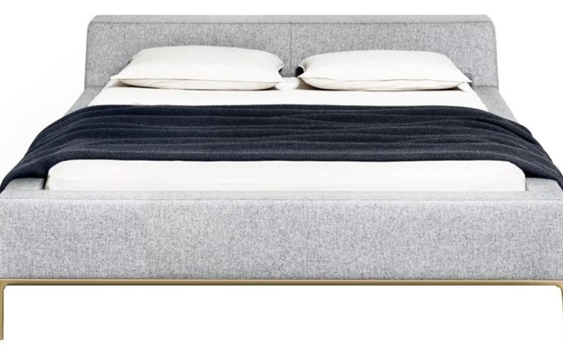 Кровать от фабрики DePadova модель Time Trip for Memories Bed