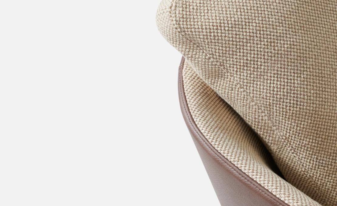 Кресло от фабрики DePadova модель Tiny Blendy-Small Arm-BT#PO