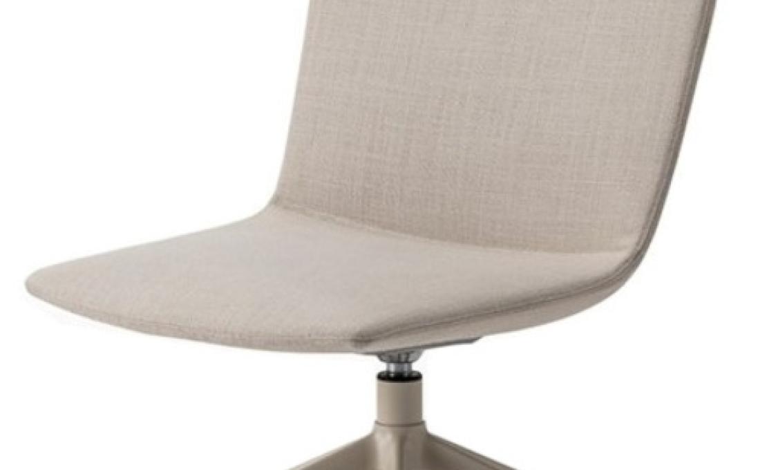 Офисный Стул от фабрики Desalto модель CALUM EXECUTIVE SWIVEL