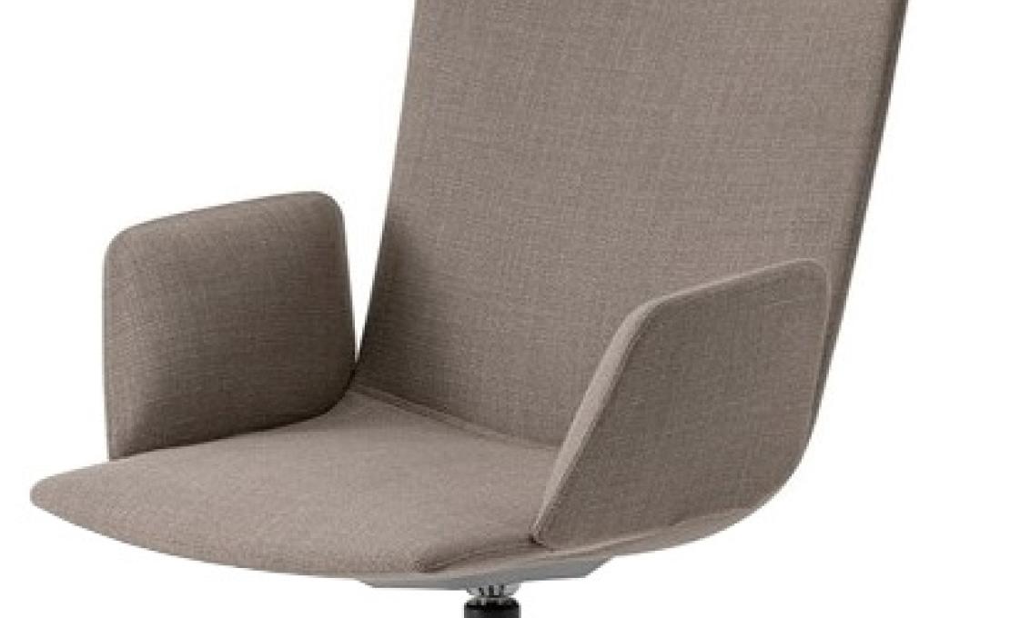 Офисный Стул от фабрики Desalto модель CALUM PRESIDENT