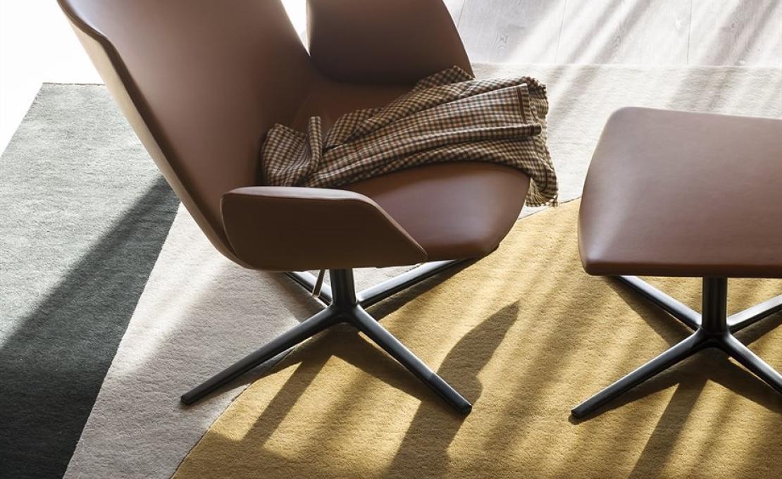 Пуф от фабрики Desalto модель 752.010