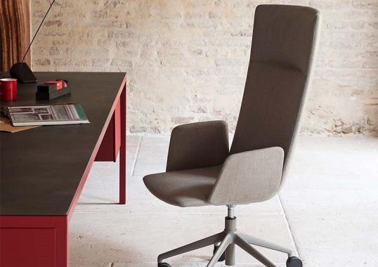 Офисный Стул Desalto CALUM PRESIDENT SWIVEL ARMCHAIR image 2