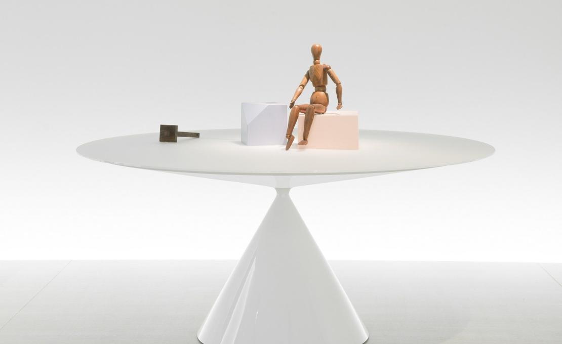 Стол от фабрики Desalto модель Clay 697 Ceramic Table
