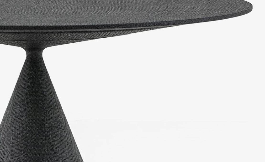 Стол от фабрики Desalto модель Clay Canvas Table 