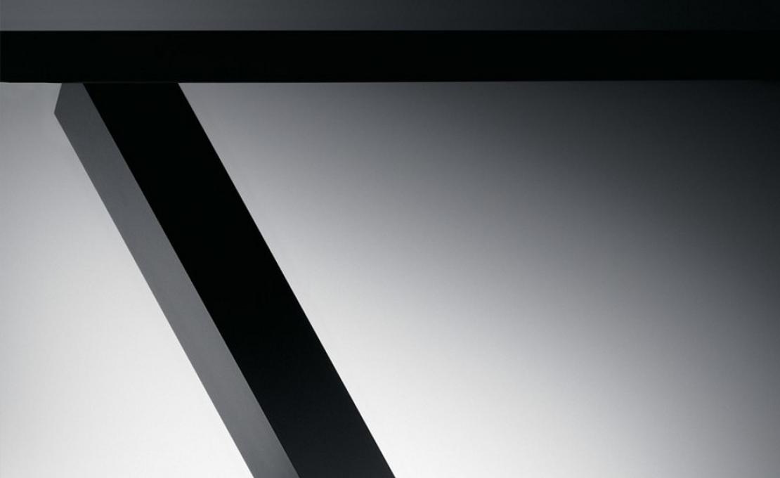 Стол от фабрики Desalto модель Element 680 Rectangular Table 