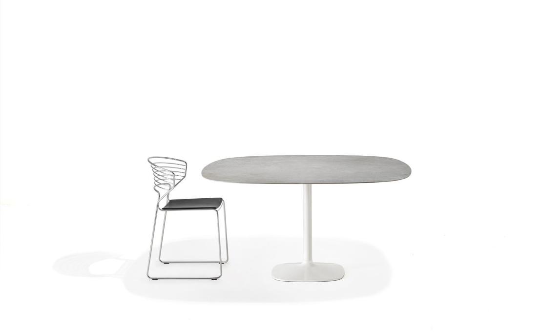 Стол от фабрики Desalto модель ELLIS TABLE