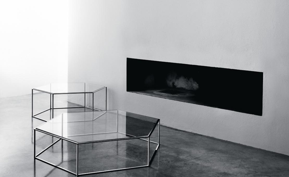 Журнальный столик от фабрики Desalto модель Hexagon 690 Small Table 