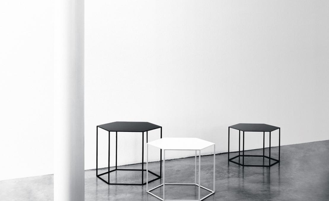 Журнальный столик от фабрики Desalto модель Hexagon 691 Small Table 