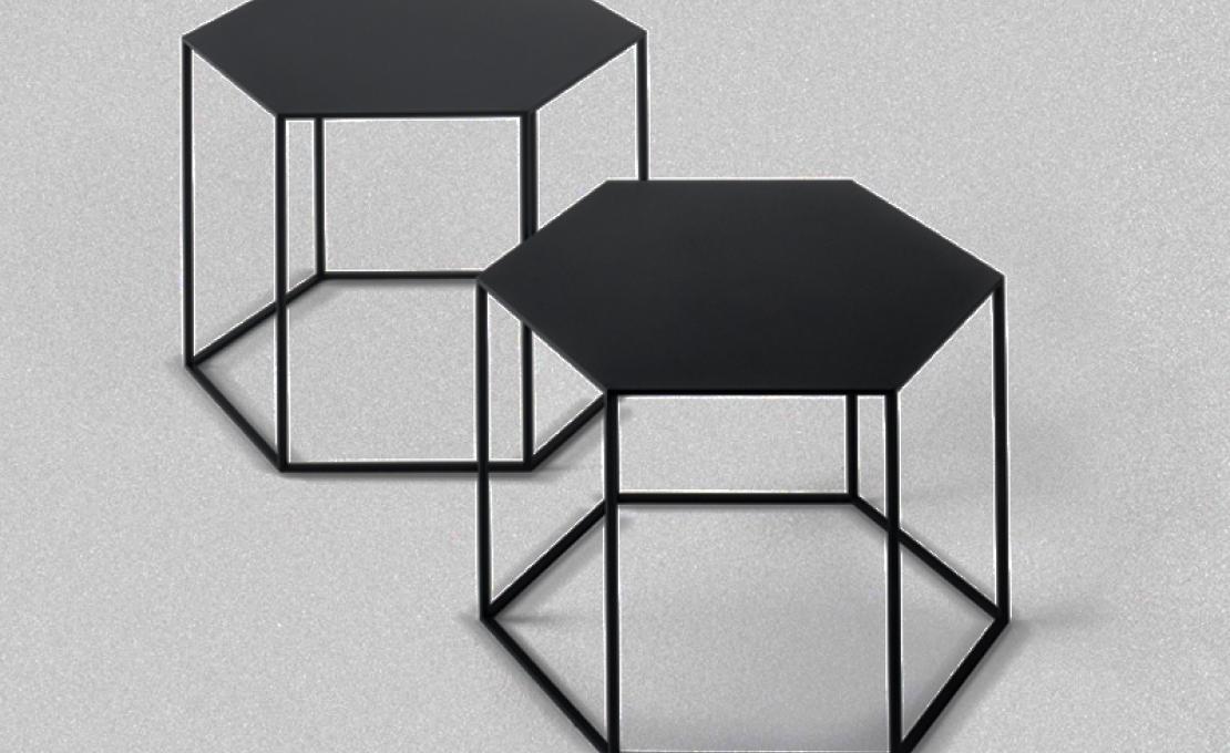 Журнальный столик от фабрики Desalto модель Hexagon 691 Small Table 