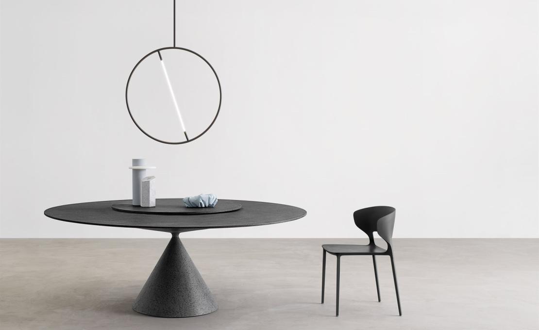 Стул от фабрики Desalto модель 707 Koki 