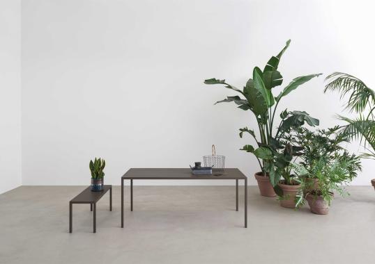 Банкетки от фабрики Desalto модель HELSINKI 597 BENCH