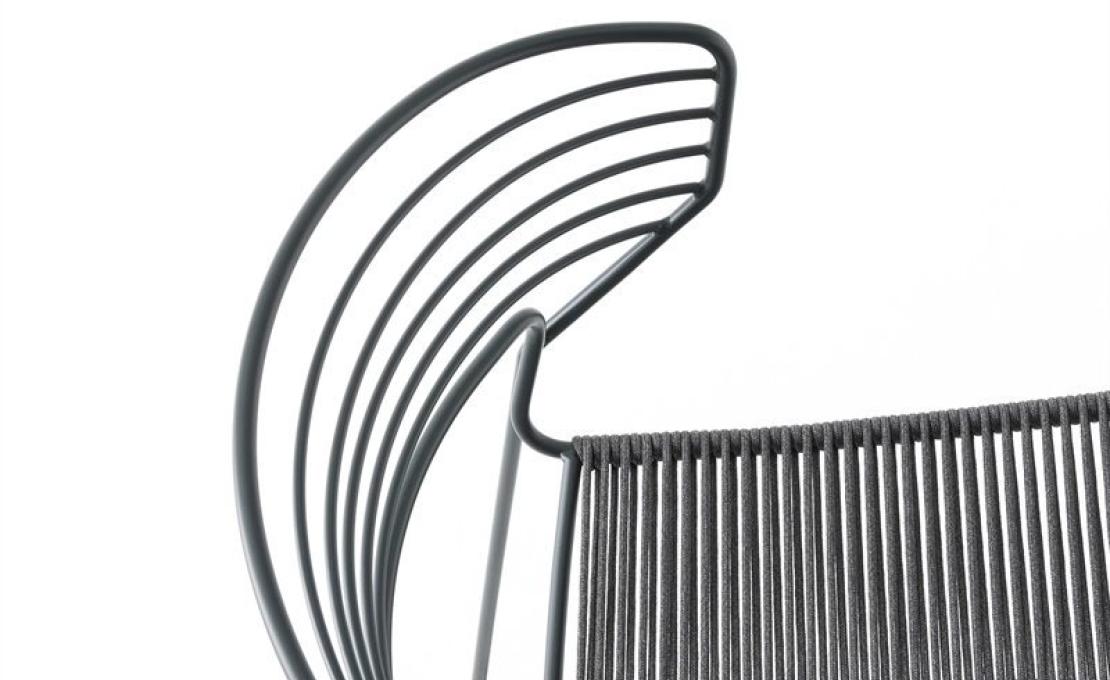 Стул от фабрики Desalto модель KOKI WIRE CORDA 