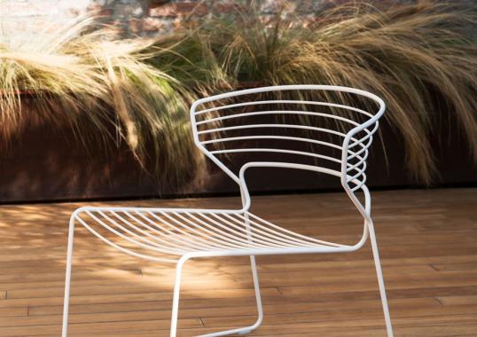 Уличный стул от фабрики Desalto модель KOKI WIRE 755 OUT_ LOUNGE 