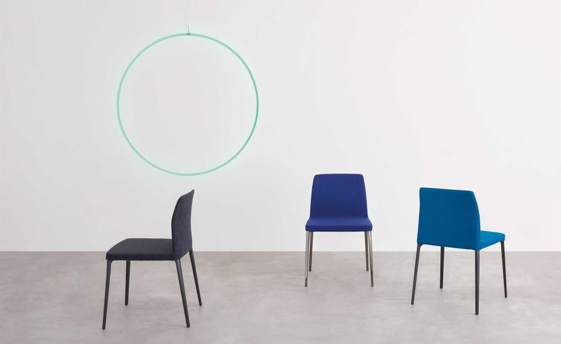 Стул от фабрики Desalto модель NARA 