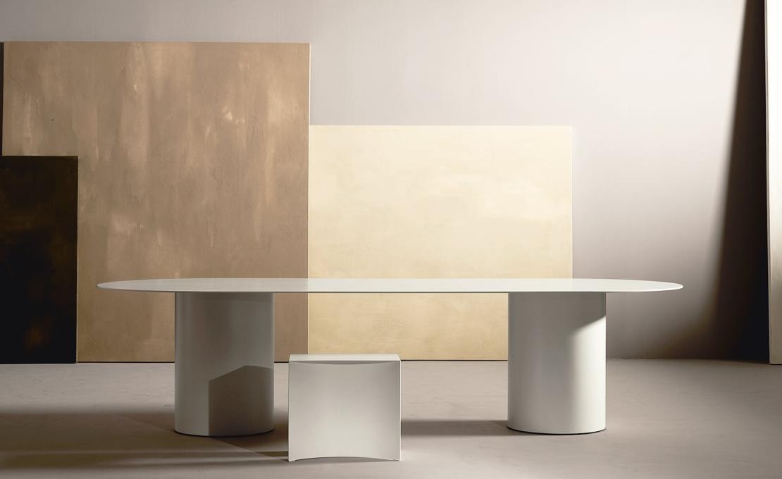 Стол от фабрики Desalto модель MM8 Table