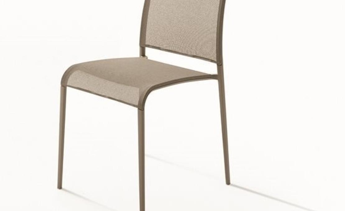 Стул от фабрики Desalto модель SAND LIGHT 