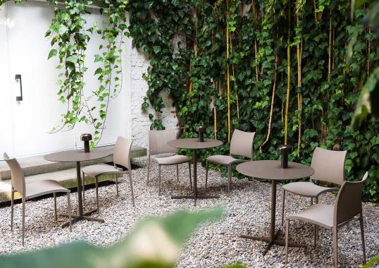 Стул от фабрики Desalto модель SAND AIR 