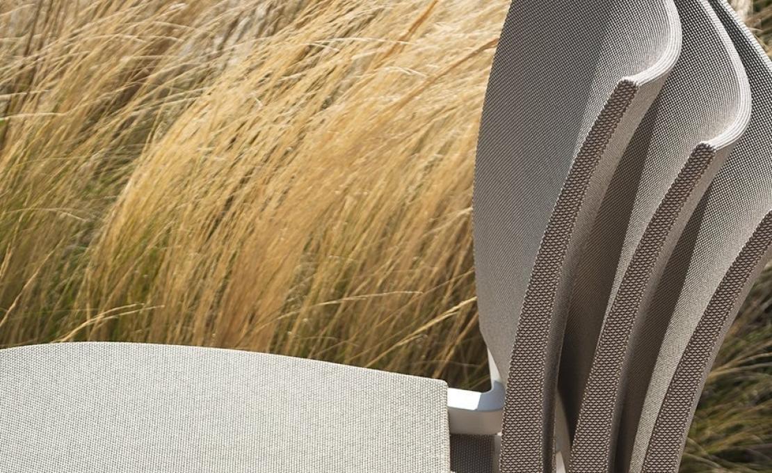 Уличный стул от фабрики Desalto модель SAND AIR OUTDOOR 