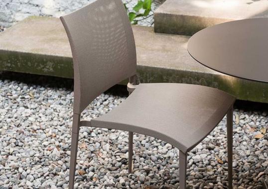 Стул от фабрики Desalto модель SAND AIR 