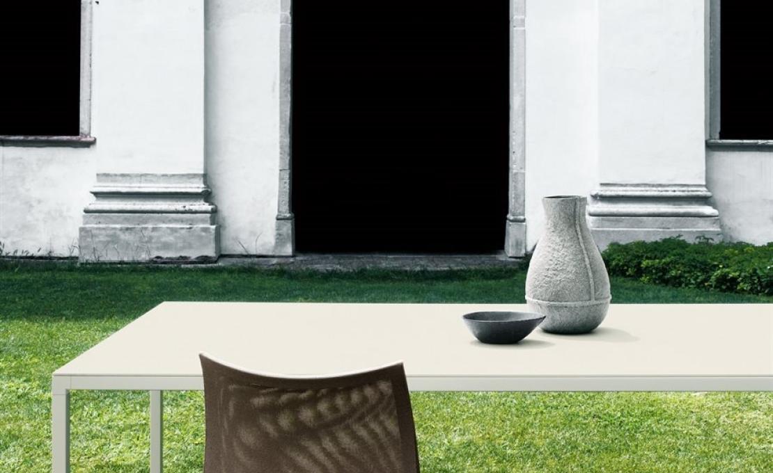 Уличный стул от фабрики Desalto модель SAND AIR OUTDOOR 