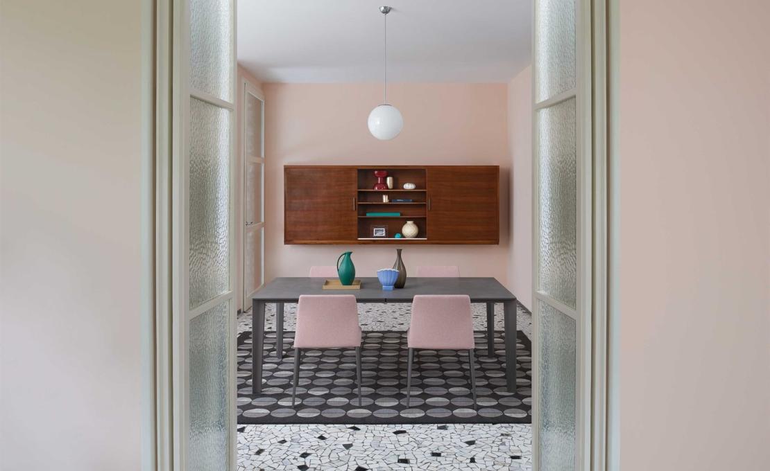 Стол от фабрики Desalto модель Skin Table