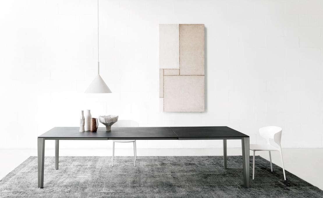 Стол от фабрики Desalto модель Skin Extendable Table