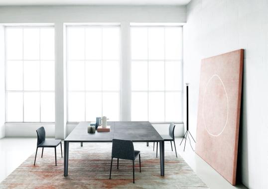 Стол от фабрики Desalto модель Skin Table