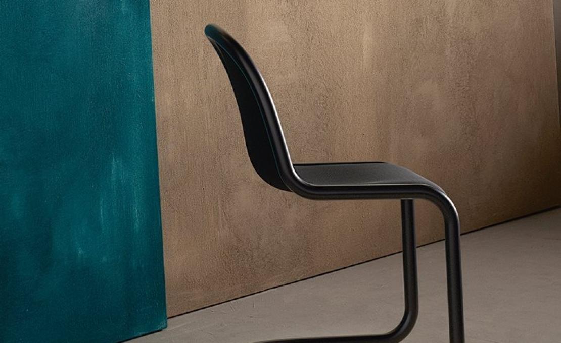 Стул от фабрики Desalto модель STRONG 