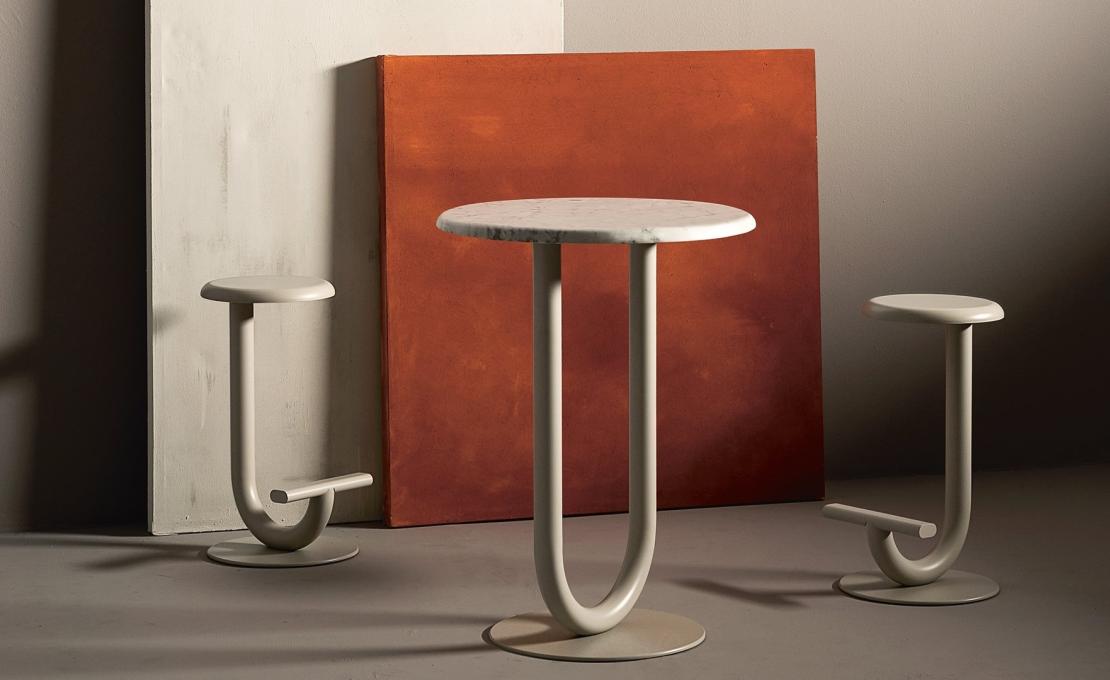 Стол от фабрики Desalto модель Strong Bistrot Table