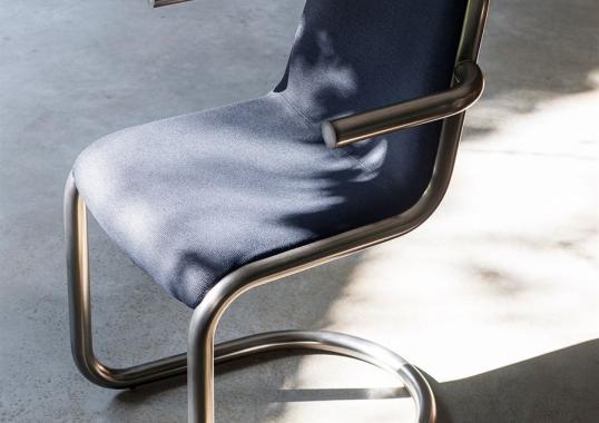 Стул от фабрики Desalto модель STRONG 