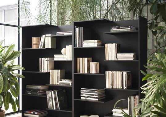 Стеллаж для книг от фабрики Desalto модель STEP 684 BOOKCASE