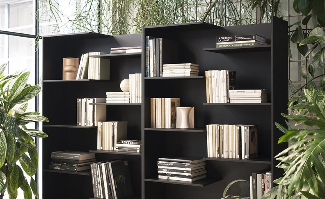 Стеллаж для книг от фабрики Desalto модель STEP 684 BOOKCASE