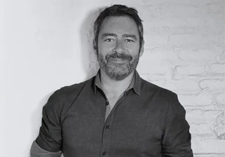 Андрес Мартинес (ANDRÉS MARTÍNEZ) vs Nomon
