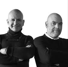 Дизайнеры создатели коллекций фабрики Versace Home