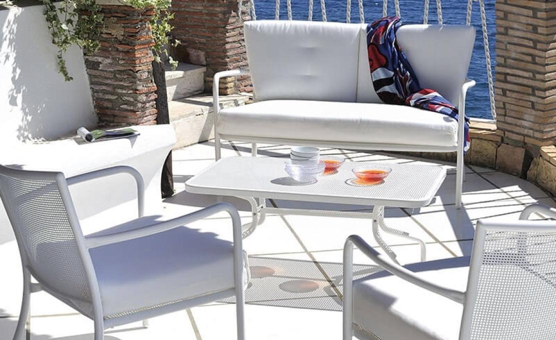 Уличный диван от фабрики Emu модель 3417